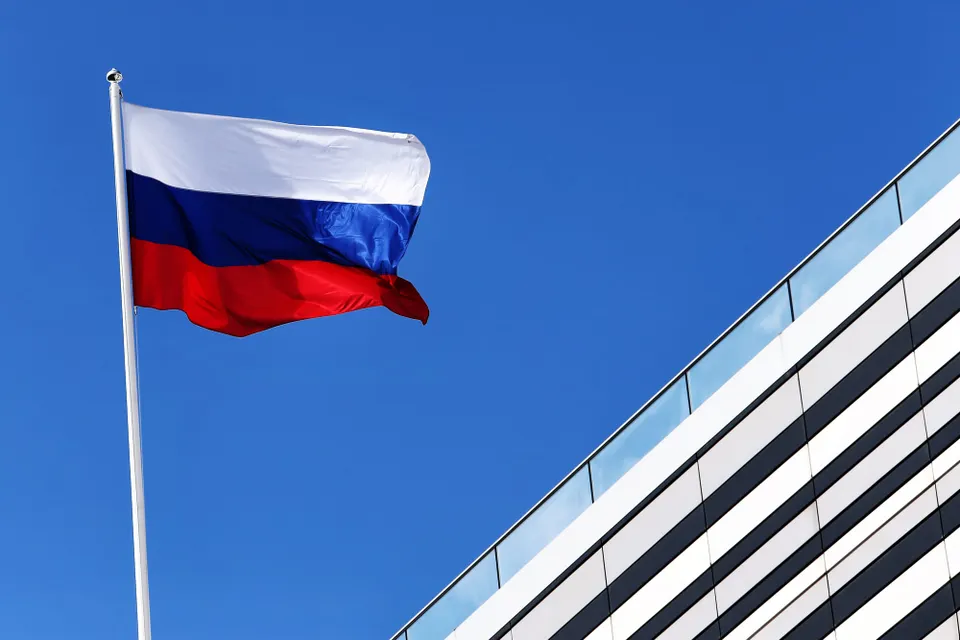 FIA сняла ограничения для российских и белорусских пилотов и команд