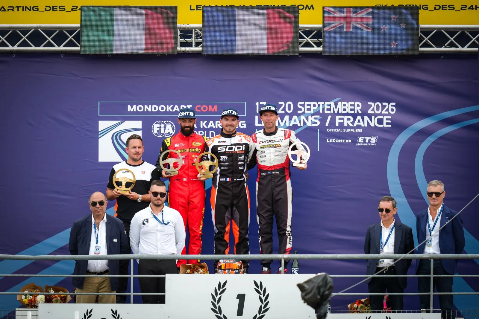 Энтони Аббассе (Sodi/TM) выиграл Международный Супер Кубок FIA Karting в классе KZ2 Masters, став первым пилотом, выигравшим это соревнование более одного раза.
