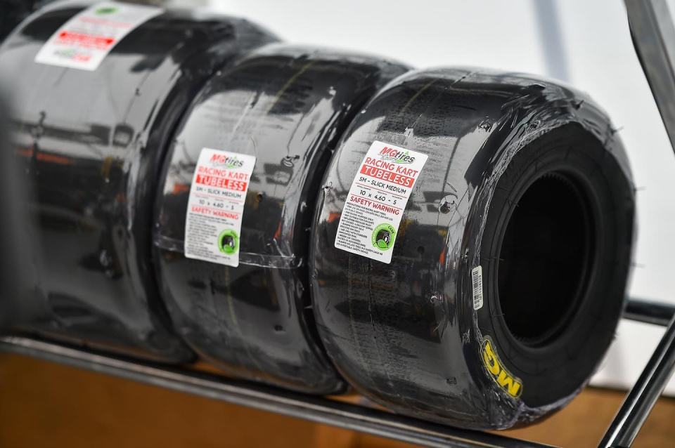 tyres-mg-brandnew-vroomkart